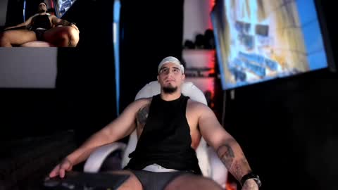 King Bear online show from December 2024 01:45:01 AM