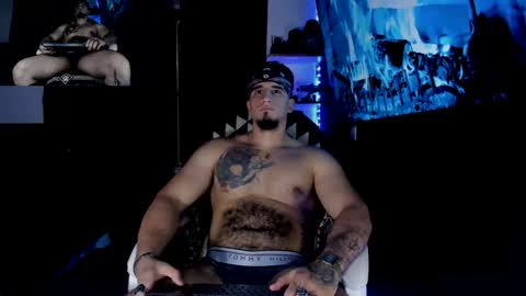 King Bear online show from January 2025 10:08:02 PM