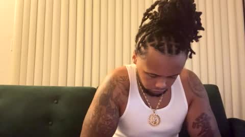 Snapshot of kingdabiggest chatting on October 2025 06:54:02 AM KingDaBiggest online show from October 2025 06:54:02 AM