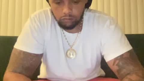 Snapshot of kingdabiggest chatting on November 2025 06:15:02 AM KingDaBiggest online show from November 2025 06:15:02 AM