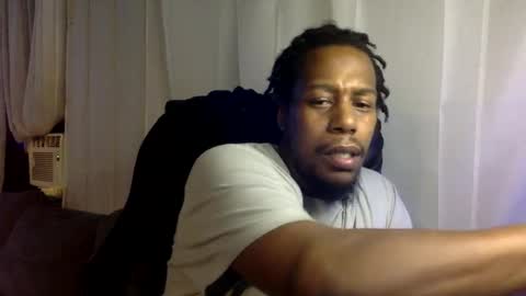 Snapshot of kinglibra420 chatting on December 2024 01:03:01 AM loyal fuck online show from December 2024 01:03:01 AM