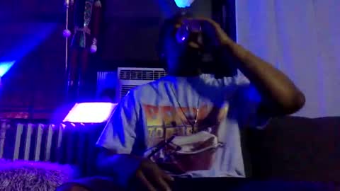 Snapshot of kinglibra420 chatting on January 2025 05:20:02 AM loyal fuck online show from January 2025 05:20:02 AM