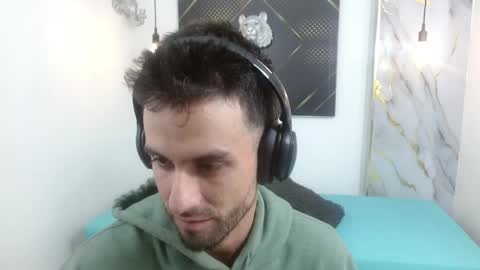 KING  online show from April 2026 03:56:01 AM