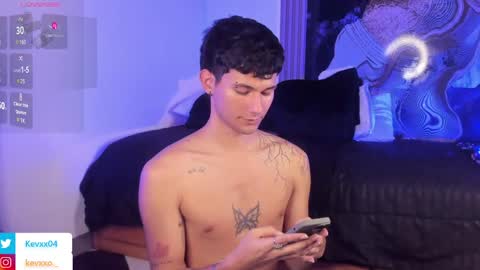Snapshot of kingparker1 chatting on May 2026 10:50:03 PM A L E X online show from May 2026 10:50:03 PM