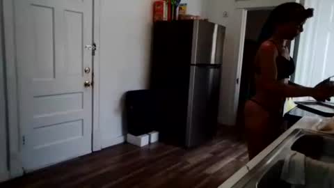 kingpingirlz107 online show from June 2026 05:24:02 PM
