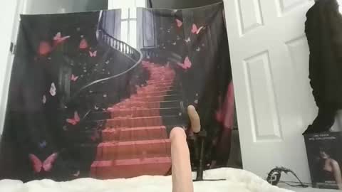 littl big booty online show from May 2026 01:35:01 AM