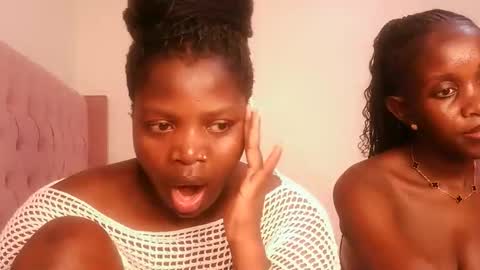 Lola online show from February 2026 11:00:01 AM