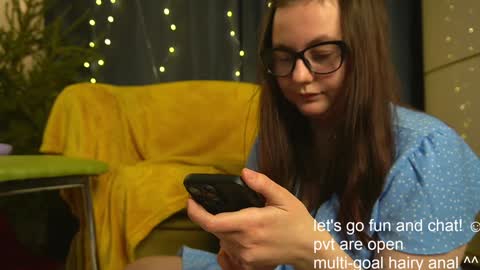 Heeey My name - Rose. Chat w me here or -  online show from December 2024 11:15:02 AM