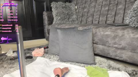 Snapshot of kinky_polar chatting on December 2024 08:00:02 AM Polar online show from December 2024 08:00:02 AM