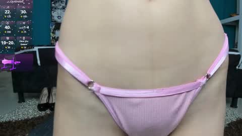 Snapshot of kinky_polar chatting on September 2025 02:00:02 AM Polar online show from September 2025 02:00:02 AM