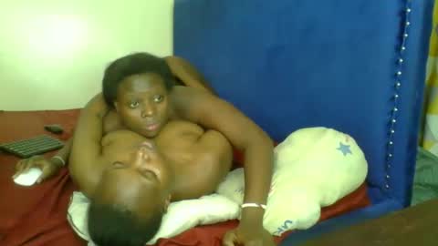 Snapshot of kinky_roey chatting on March 2025 01:58:01 AM kinky_roey online show from March 2025 01:58:01 AM