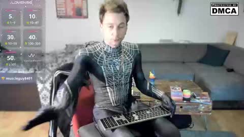 kinky_spidey online show from November 2025 09:48:02 AM