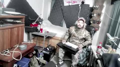 Snapshot of kinkybiguy14 chatting on September 2025 09:20:02 AM Kinky Cassie online show from September 2025 09:20:02 AM