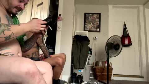 Snapshot of kinkybiguy14 chatting on November 2025 07:14:01 PM Kinky Cassie online show from November 2025 07:14:01 PM