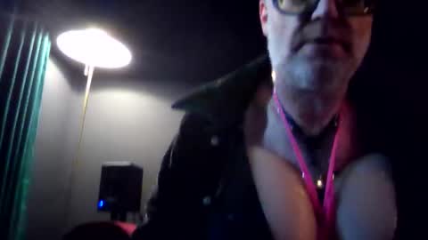 Snapshot of kinkybouts chatting on March 2026 06:02:02 AM Kinky Boots x online show from March 2026 06:02:02 AM