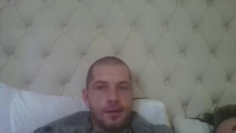 kinkycouple147 online show from April 2026 02:01:01 PM