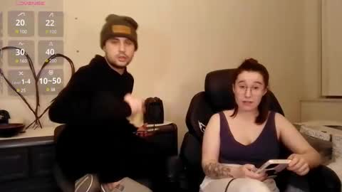 Maysie and Hunter online show from December 2024 03:42:01 AM