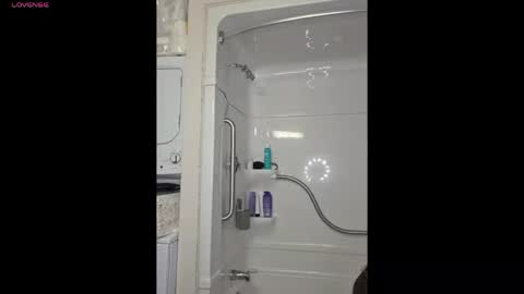 Maysie and Hunter online show from April 2026 01:03:01 AM