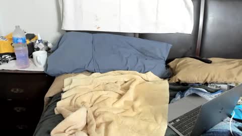 Kinkyguy323232 online show from December 2024 12:24:01 PM