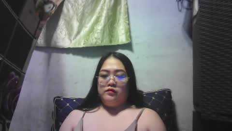Snapshot of kinkyhotcumm chatting on December 2024 03:30:02 PM KAREN online show from December 2024 03:30:02 PM