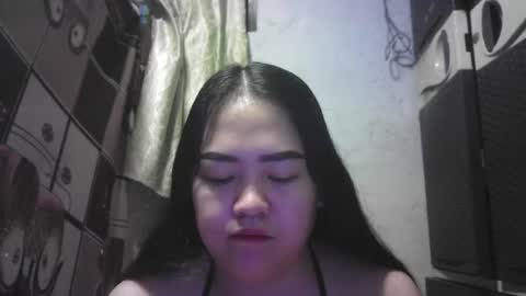 Snapshot of kinkyhotcumm chatting on November 2025 04:45:02 PM KAREN online show from November 2025 04:45:02 PM