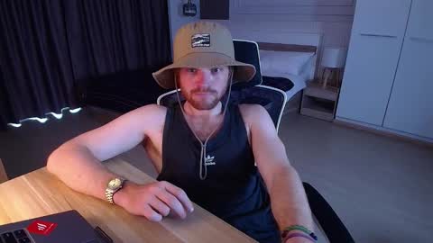 Snapshot of kinkypumpkin chatting on March 2026 05:34:01 AM Kenny online show from March 2026 05:34:01 AM