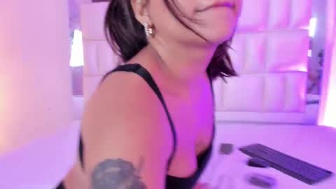 Snapshot of kiomi_san chatting on January 2025 03:57:02 PM kiomi_san online show from January 2025 03:57:02 PM