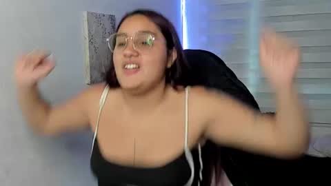 kir_ely online show from June 2026 07:13:01 PM