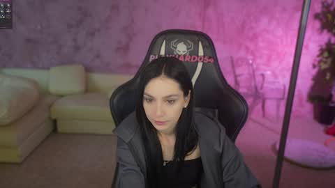 Sweet girls online show from April 2026 04:17:01 AM