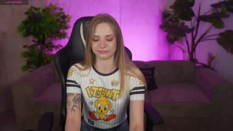 Sweet girls online show from May 2026 10:32:02 AM