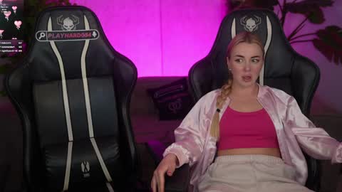 Sweet girls online show from May 2026 04:26:02 PM