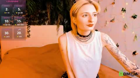 Kira online show from April 2026 09:17:01 PM