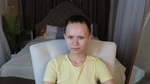 kira_bliss_ online show from August 2026 01:26:02 AM