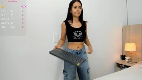 Kira online show from April 2026 11:31:01 AM