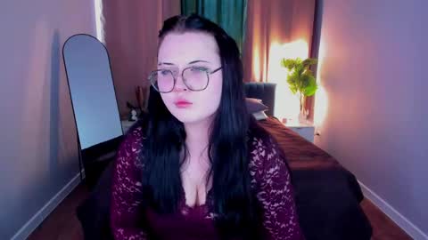 kira online show from April 2026 09:01:02 AM