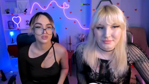 Snapshot of kira_kisses_ chatting on February 2026 09:00:02 PM Kira online show from February 2026 09:00:02 PM