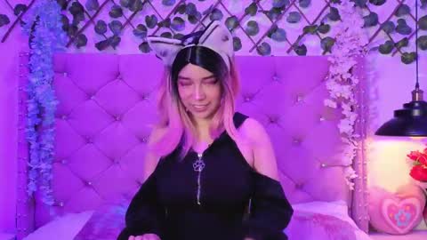 Kira online show from May 2026 08:49:01 PM