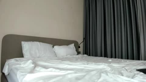 love you online show from October 2025 02:50:02 PM