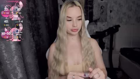 kirakrox online show from November 2025 09:05:02 PM