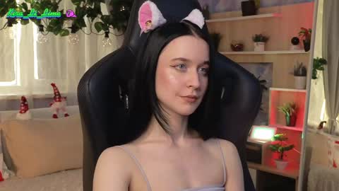 Kira    online show from January 2025 12:28:02 PM