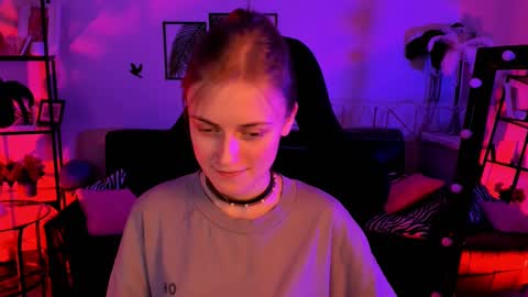 Kira online show from February 2025 09:09:01 PM