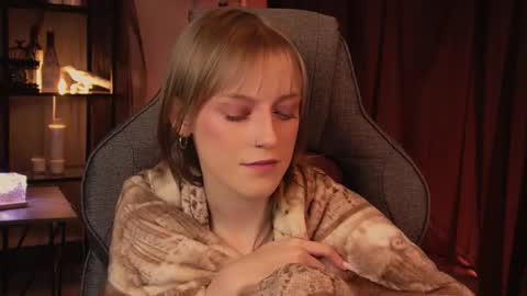 Kira online show from February 2026 02:37:01 AM