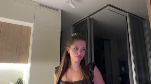 Kira online show from February 2026 06:49:02 PM