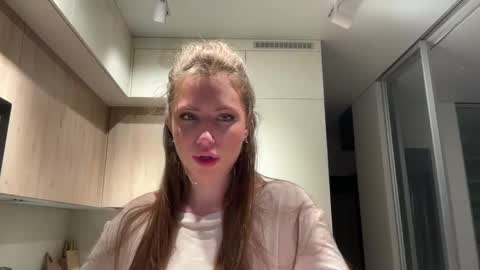 Kira online show from May 2026 03:19:01 PM