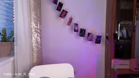 Snapshot of kiraturner chatting on December 2025 11:30:02 AM Kira cute online show from December 2025 11:30:02 AM