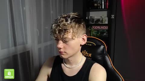 Kirill and Andrey online show from November 2025 03:11:01 PM