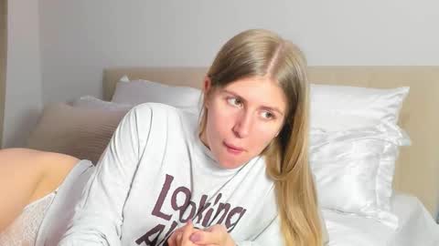 Kira online show from March 2026 06:47:02 PM