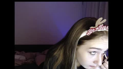 kisa____ online show from December 2024 09:22:02 PM