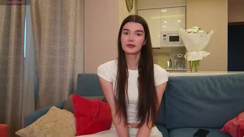 Kisa  20SALE online show from October 2025 04:35:02 AM