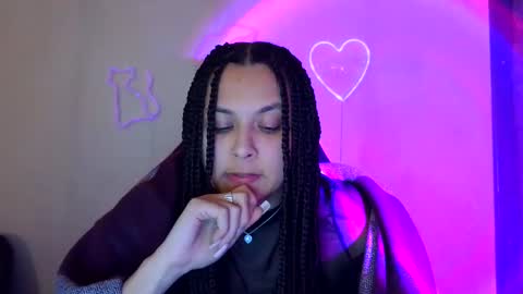 kiss_ameliaa online show from March 2025 07:10:02 PM